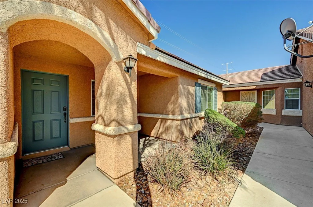 5292 Cholla Cactus, Las Vegas, NV 89141