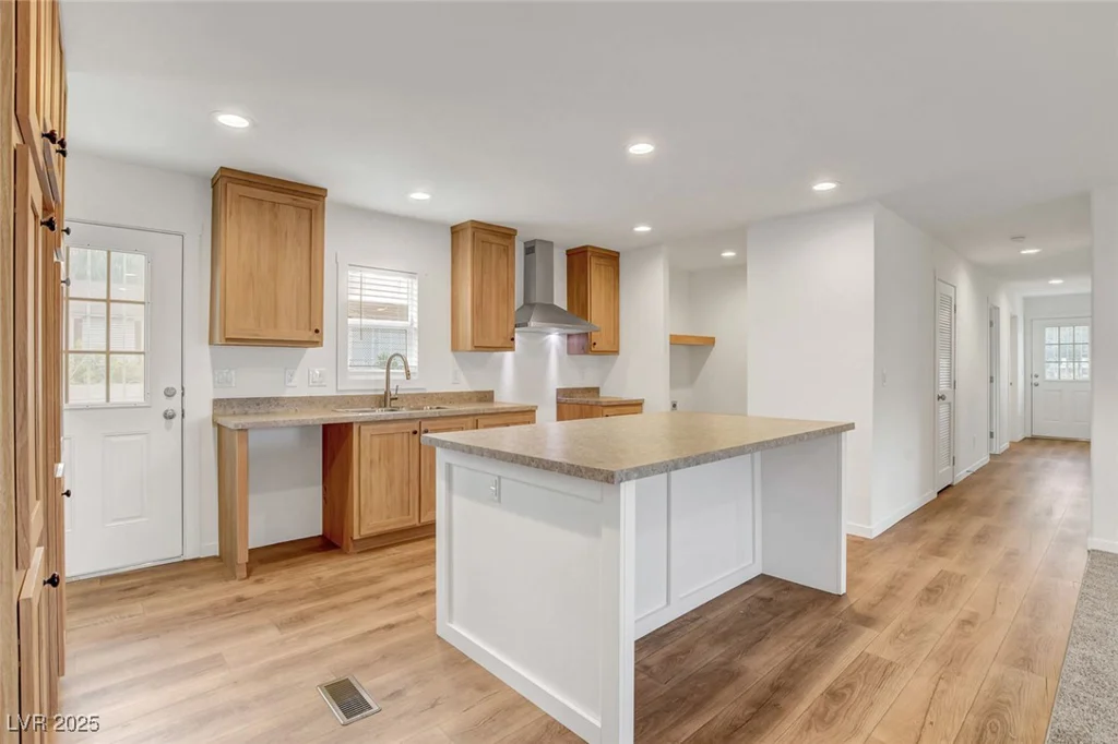 4697 Esplanade, Las Vegas, NV 89121