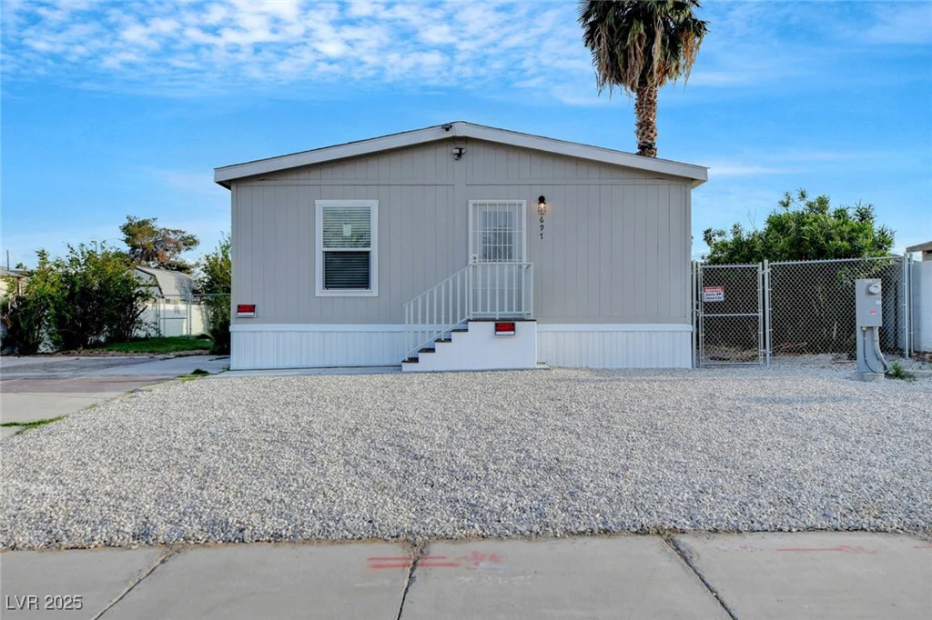 4697 Esplanade, Las Vegas, NV 89121
