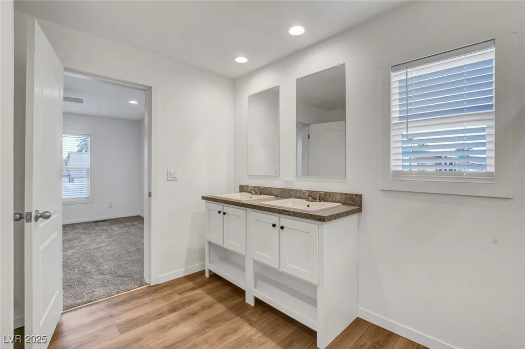 4697 Esplanade, Las Vegas, NV 89121
