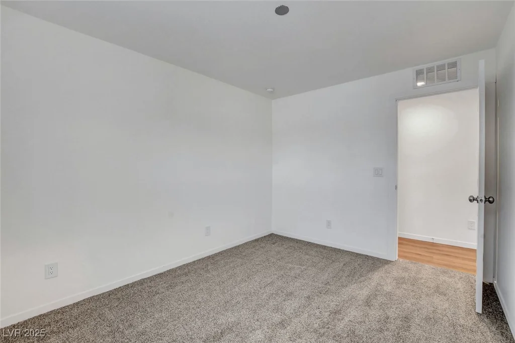 4697 Esplanade, Las Vegas, NV 89121
