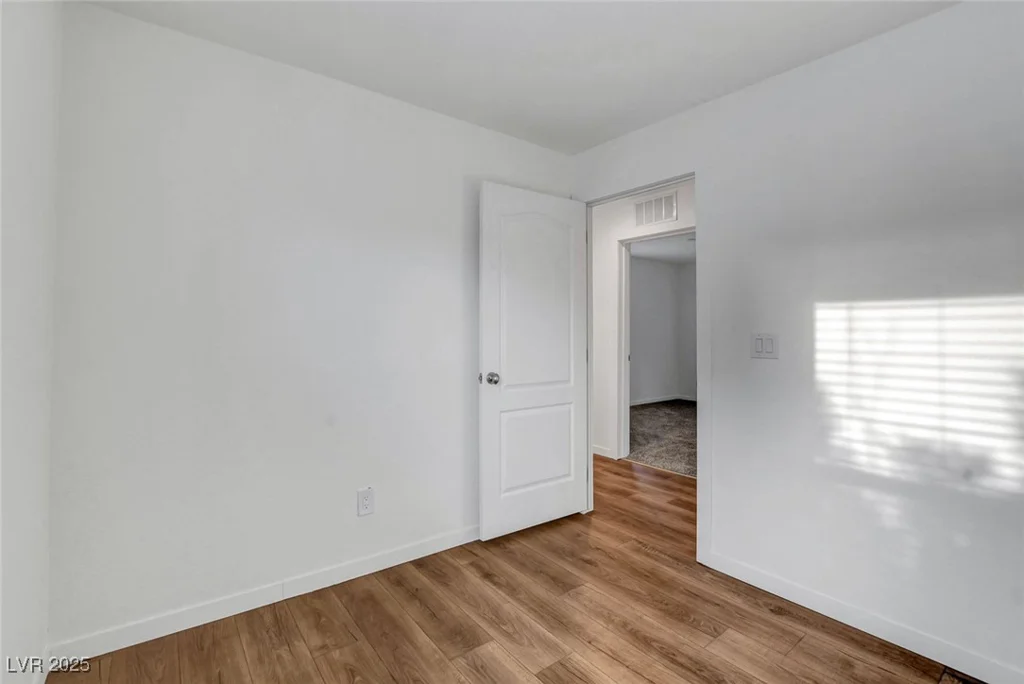 4697 Esplanade, Las Vegas, NV 89121