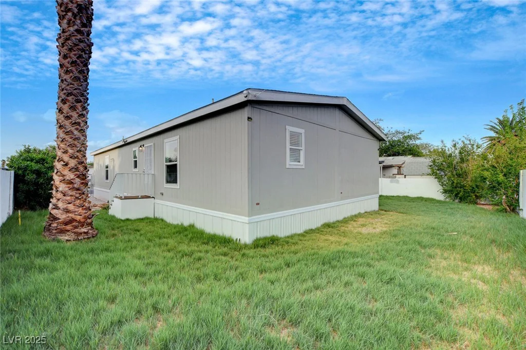 4697 Esplanade, Las Vegas, NV 89121
