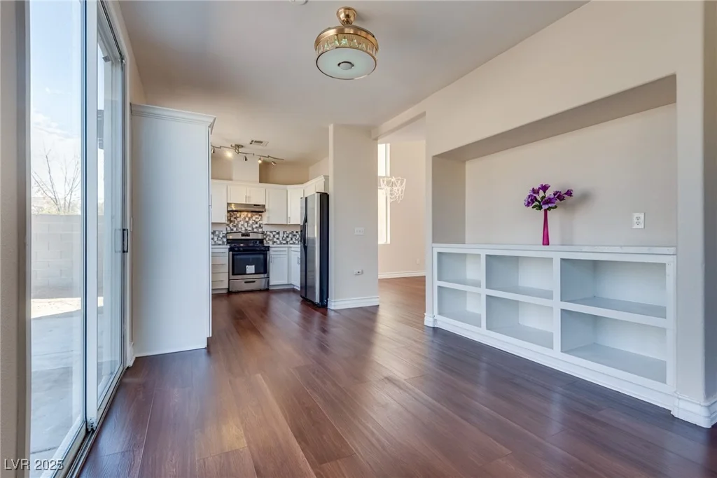10216 Via Roma, Las Vegas, NV 89144