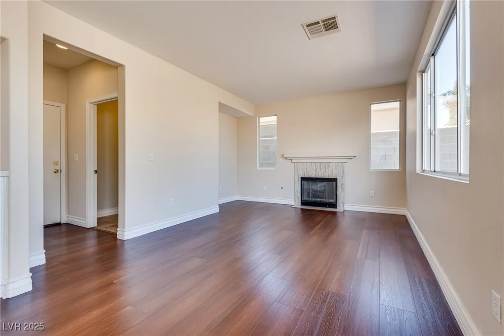 10216 Via Roma, Las Vegas, NV 89144