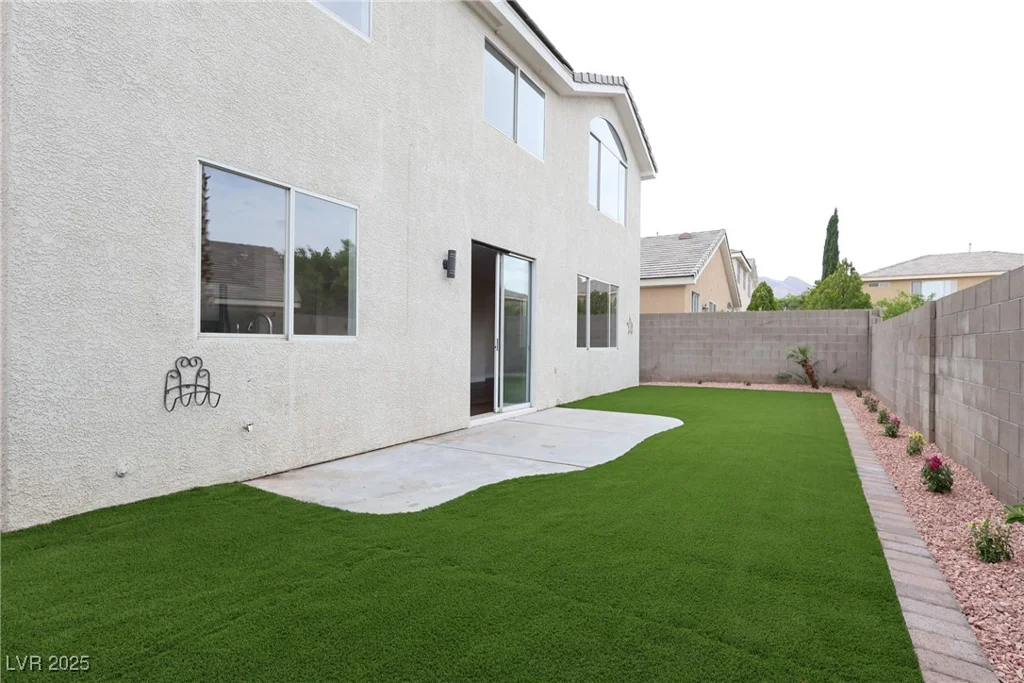 10216 Via Roma, Las Vegas, NV 89144