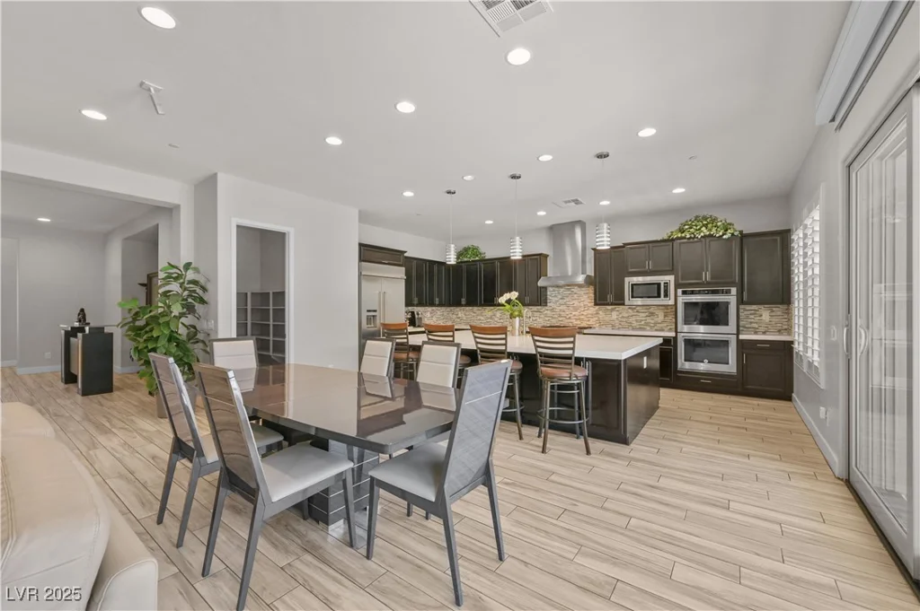 2804 Candelaria, Henderson, NV 89074