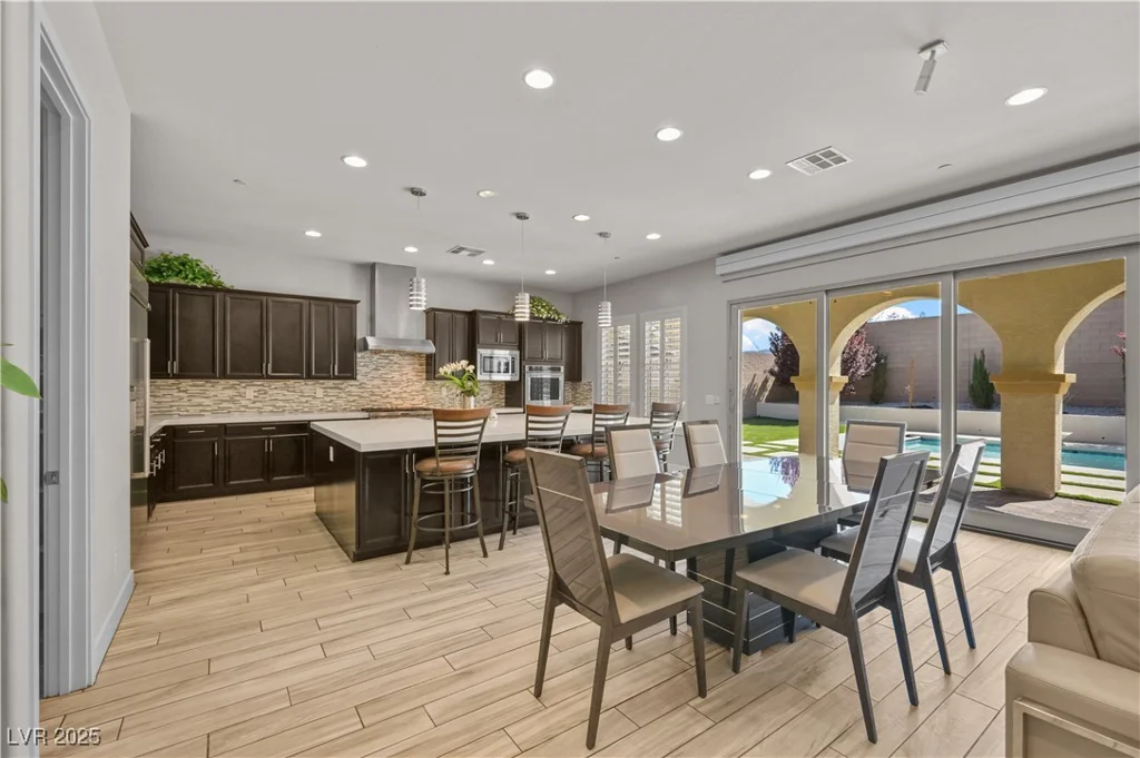 2804 Candelaria, Henderson, NV 89074