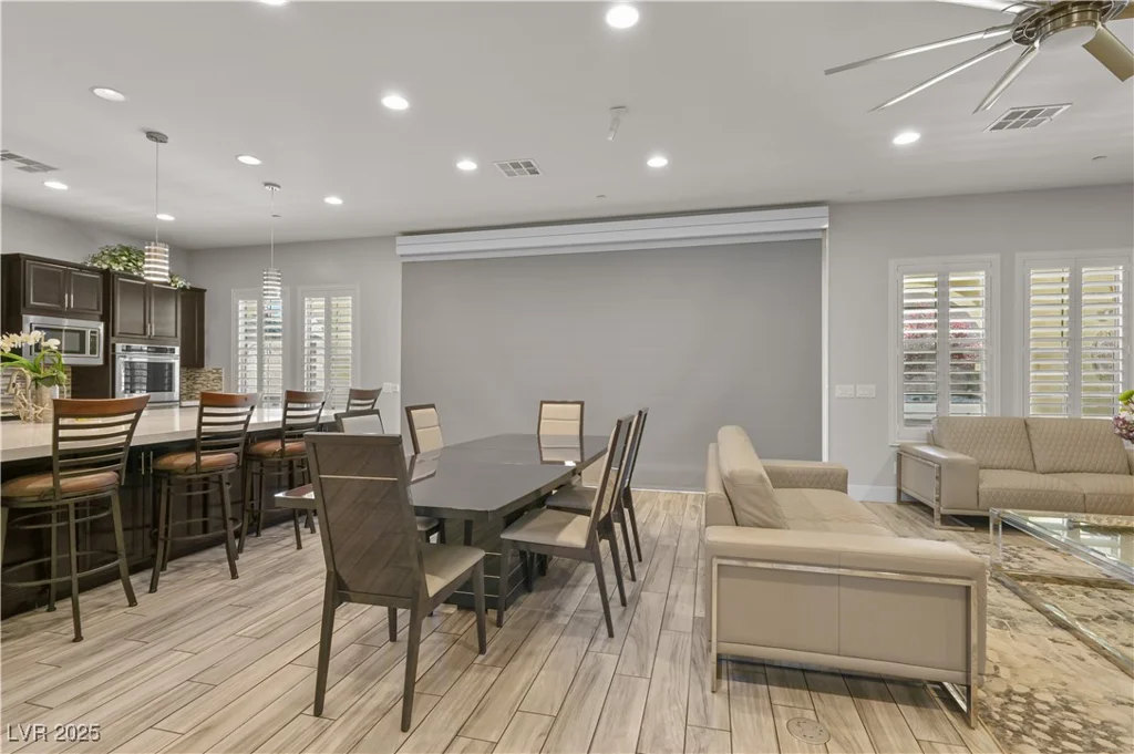2804 Candelaria, Henderson, NV 89074