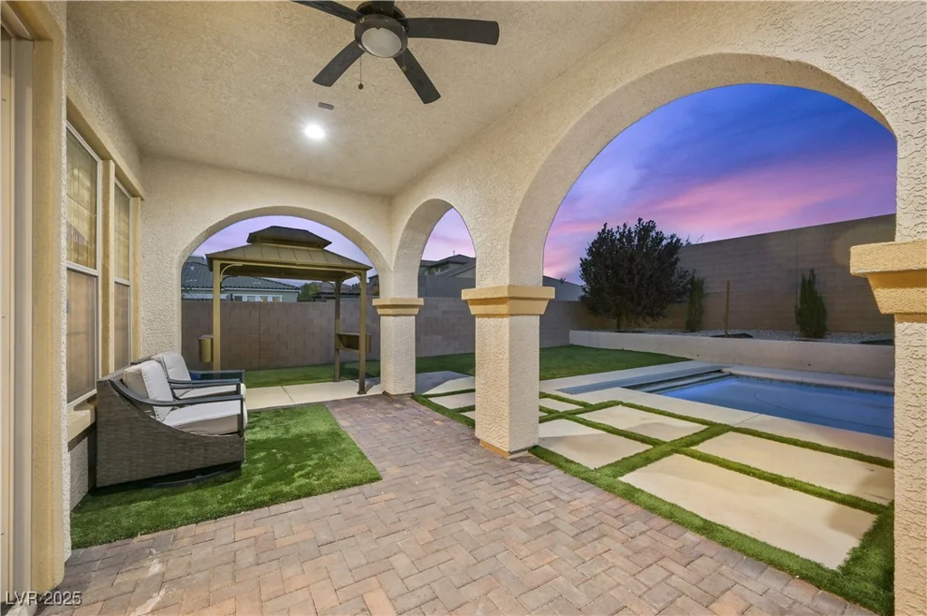 2804 Candelaria, Henderson, NV 89074