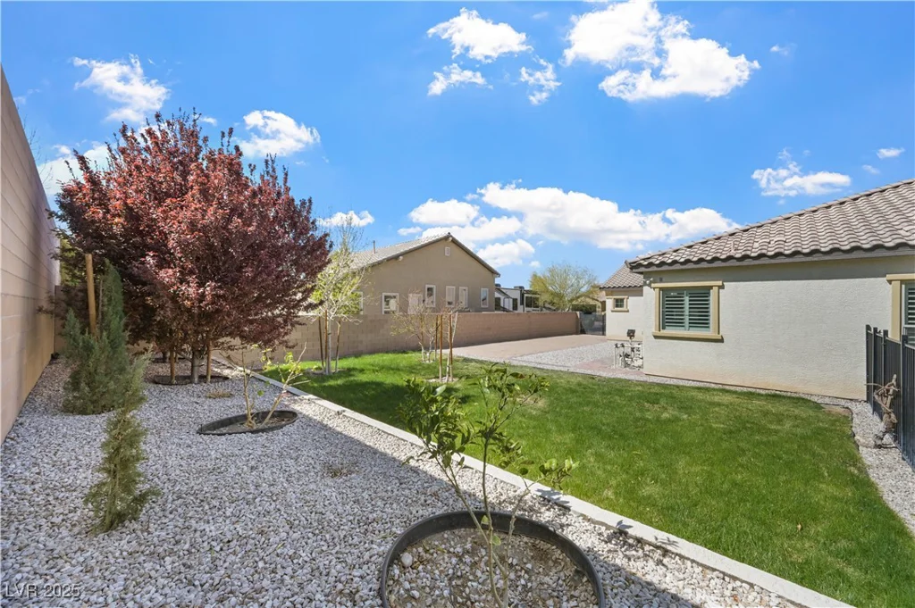 2804 Candelaria, Henderson, NV 89074