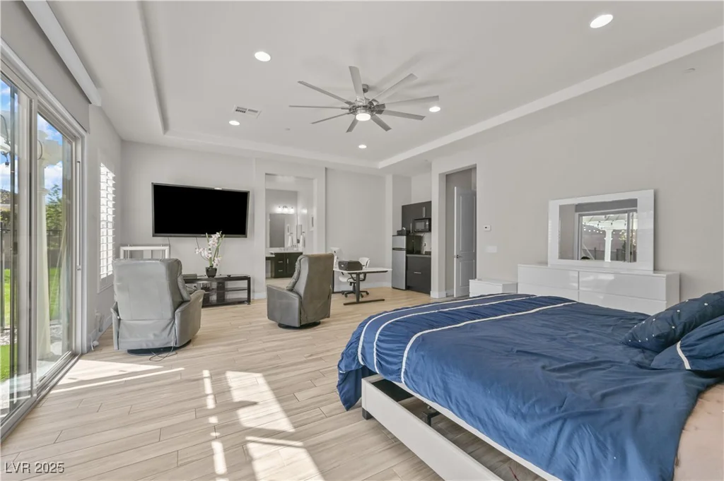 2804 Candelaria, Henderson, NV 89074
