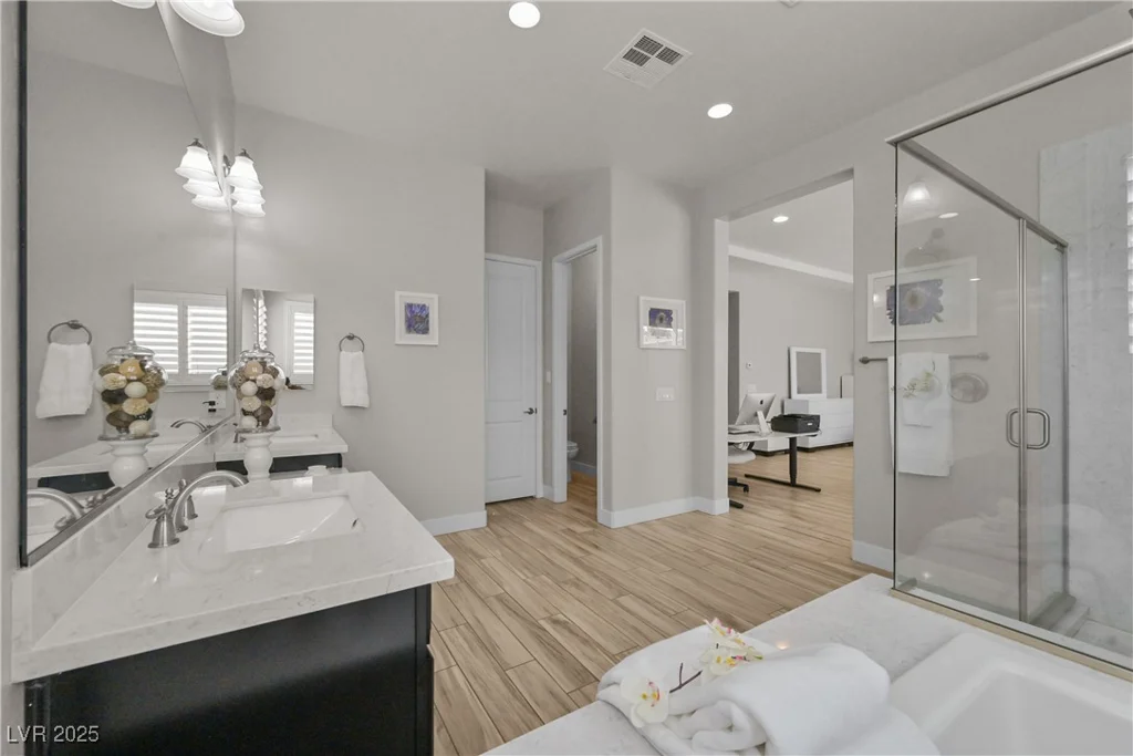 2804 Candelaria, Henderson, NV 89074