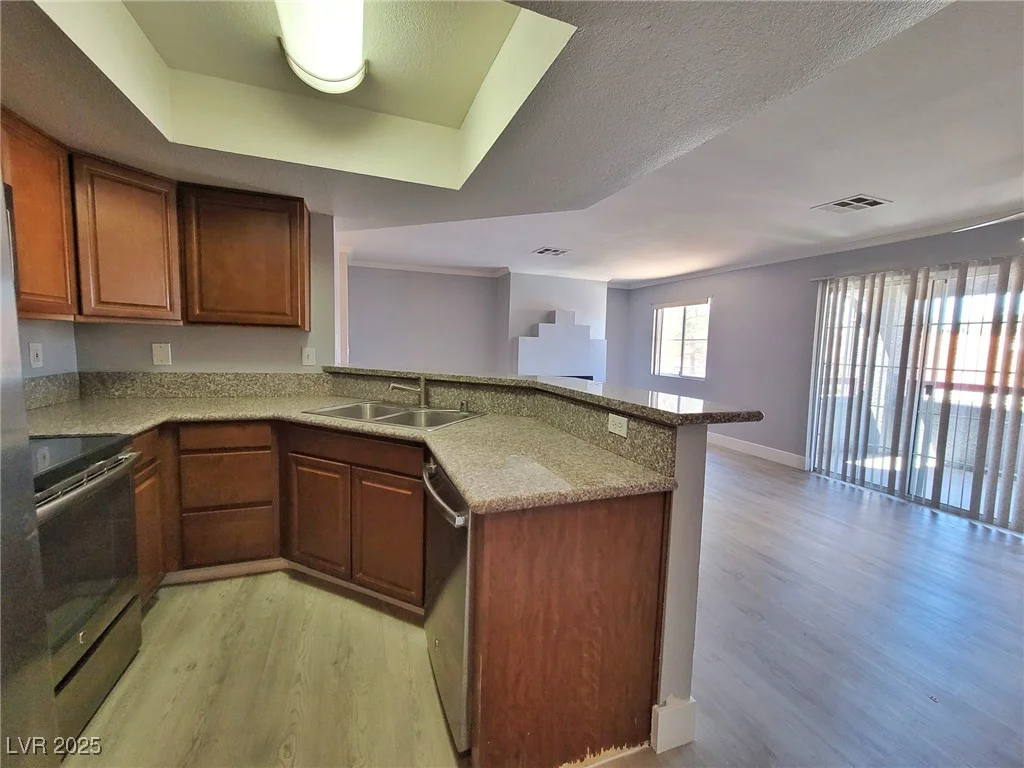 8600 Charleston, Las Vegas, NV 89117
