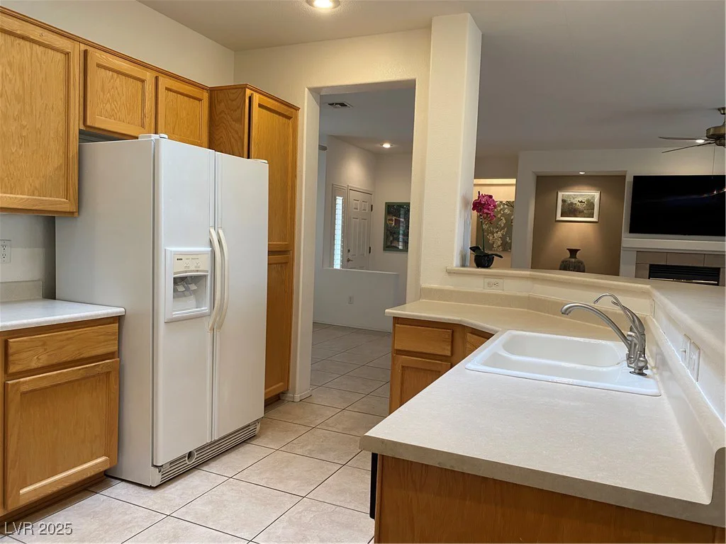 1654 Danbury Crossing, Henderson, NV 89052