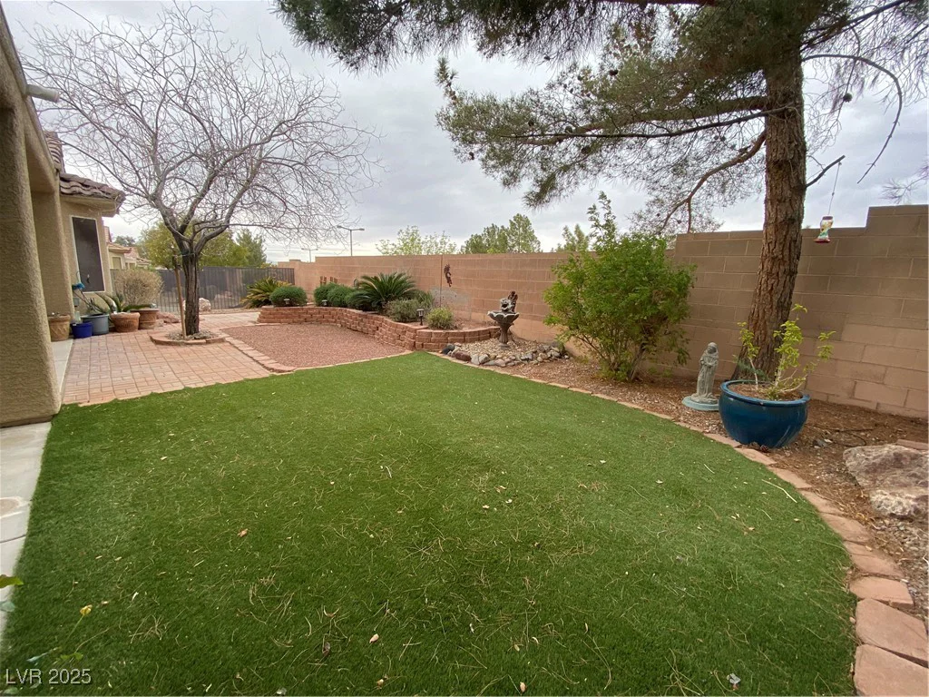 1654 Danbury Crossing, Henderson, NV 89052