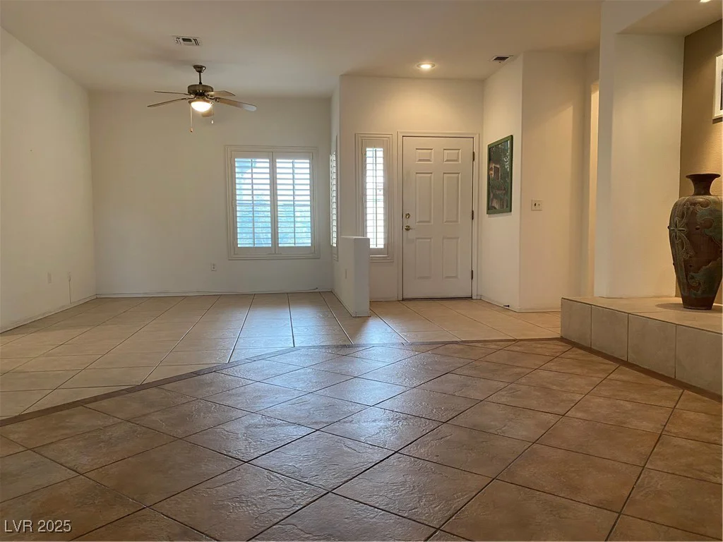 1654 Danbury Crossing, Henderson, NV 89052