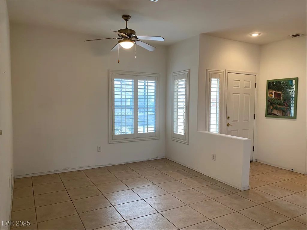 1654 Danbury Crossing, Henderson, NV 89052