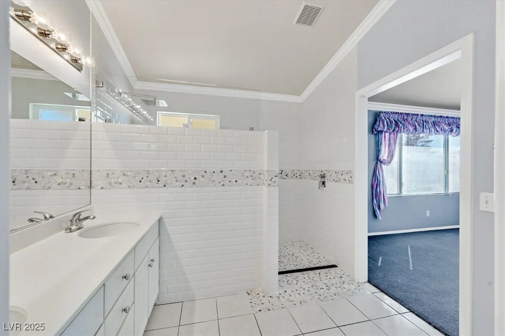 6151 Naha Port, Las Vegas, NV 89110