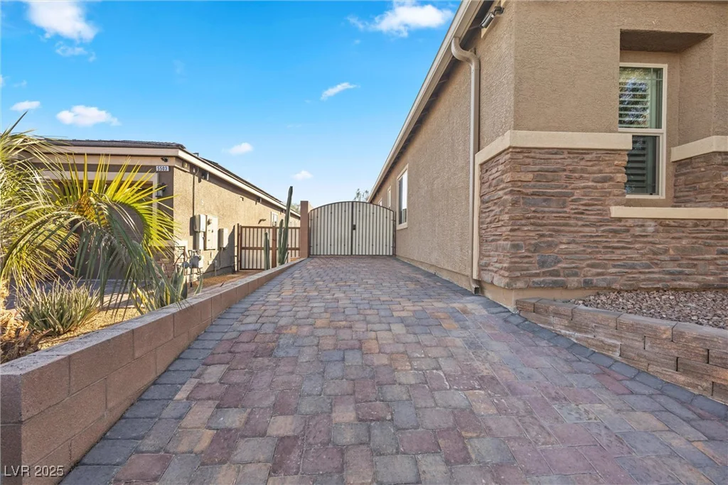 5523 Taylor Rose, Las Vegas, NV 89139