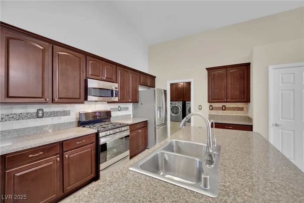 8624 Burning Hide, Las Vegas, NV 89143