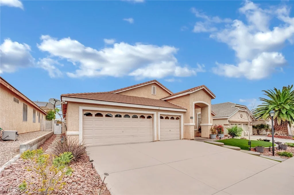 8624 Burning Hide, Las Vegas, NV 89143
