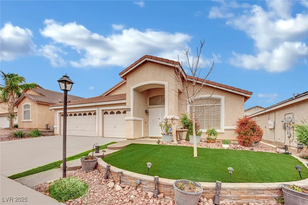 8624 Burning Hide, Las Vegas, NV 89143