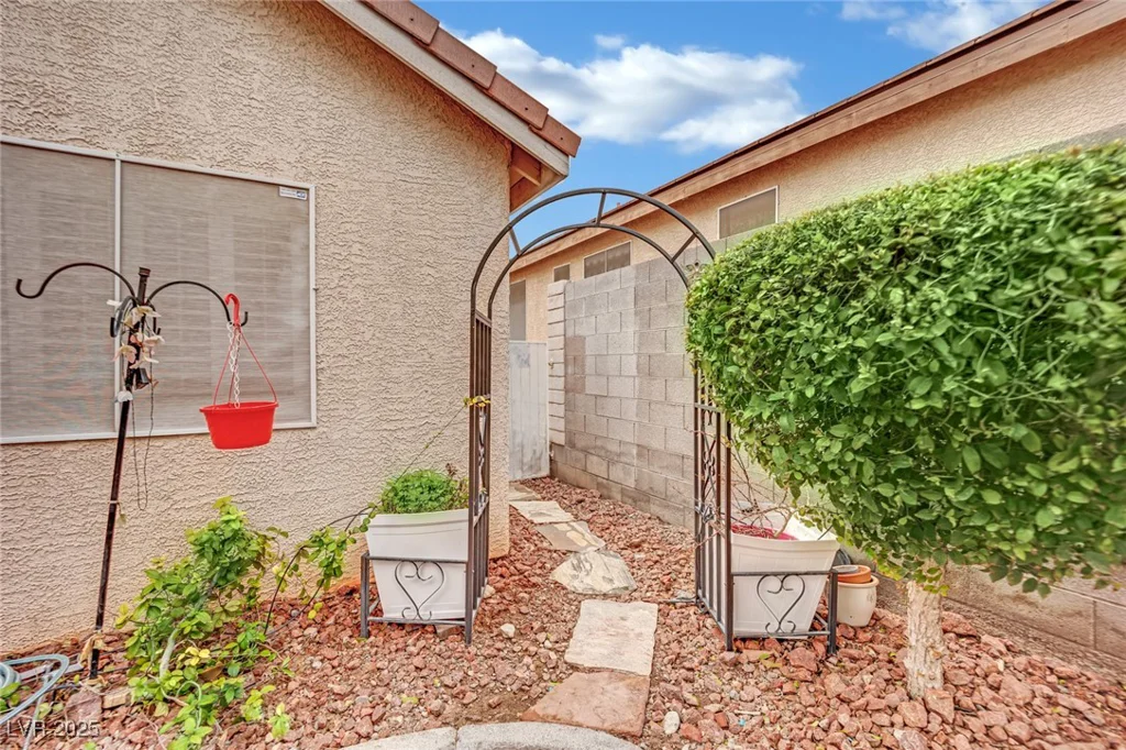 8624 Burning Hide, Las Vegas, NV 89143