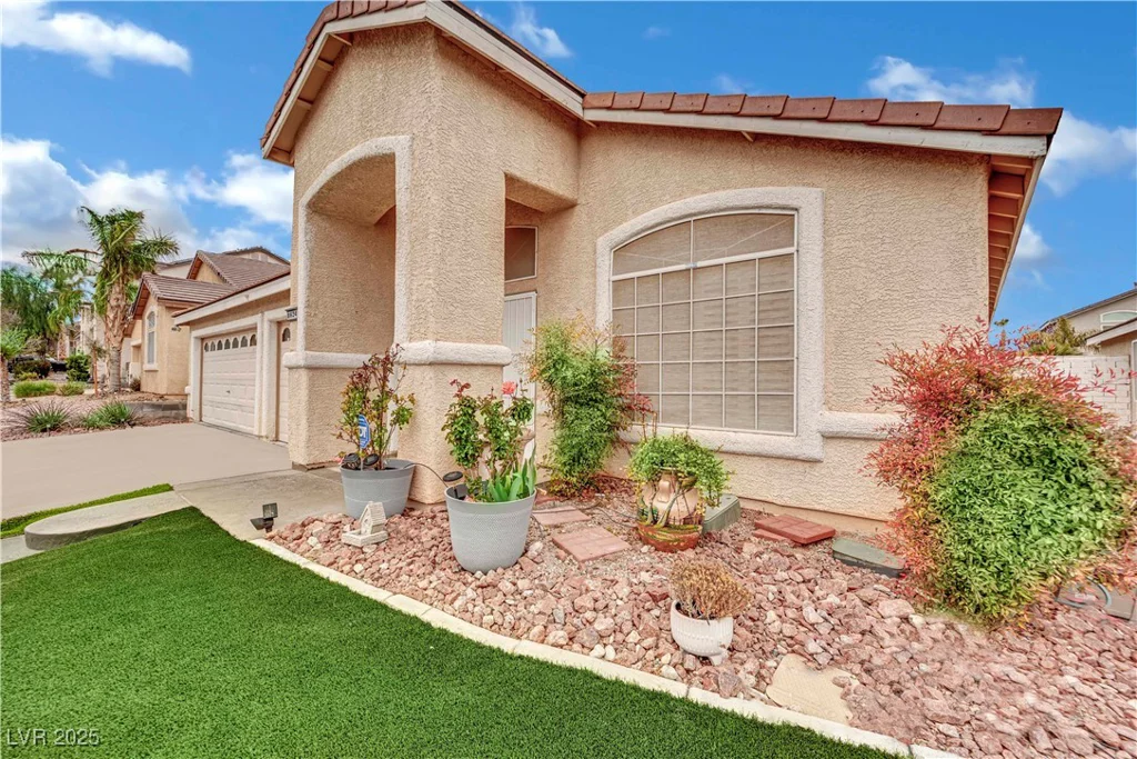8624 Burning Hide, Las Vegas, NV 89143