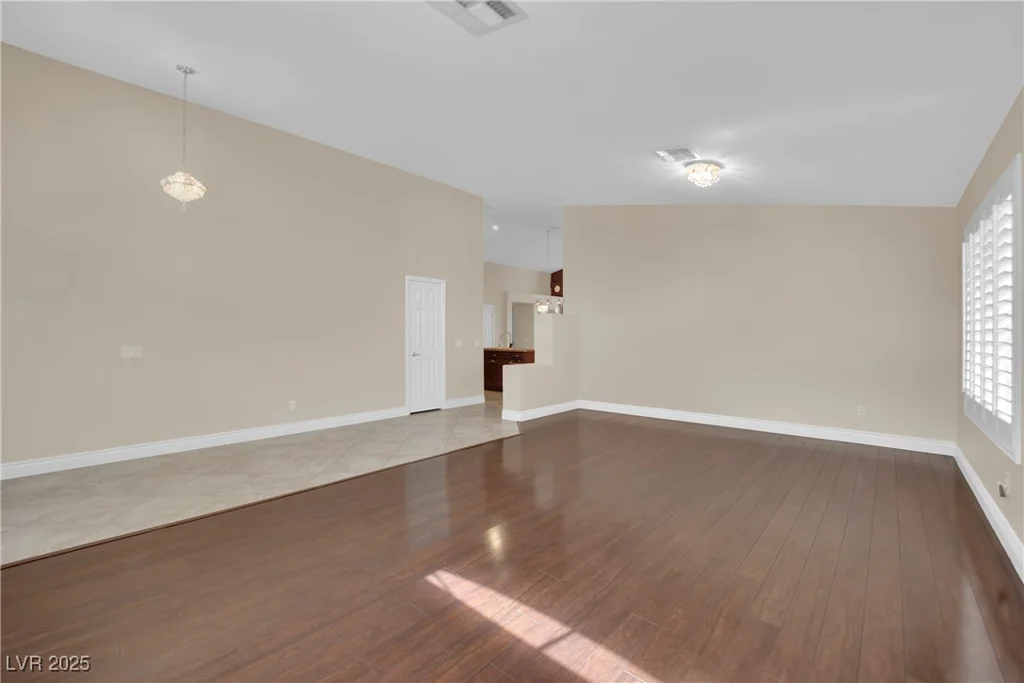 8624 Burning Hide, Las Vegas, NV 89143