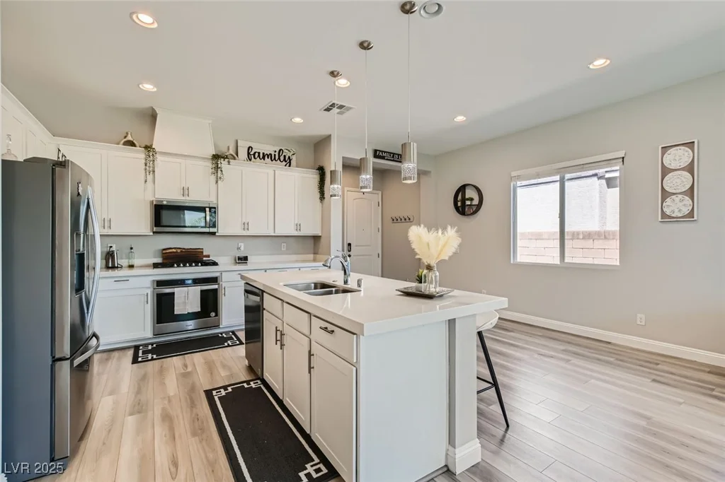4708 MINDFUL, North Las Vegas, NV 89031