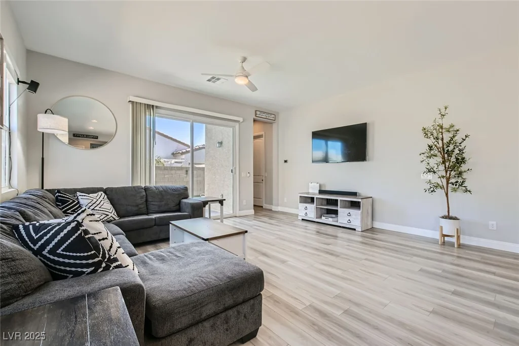 4708 MINDFUL, North Las Vegas, NV 89031