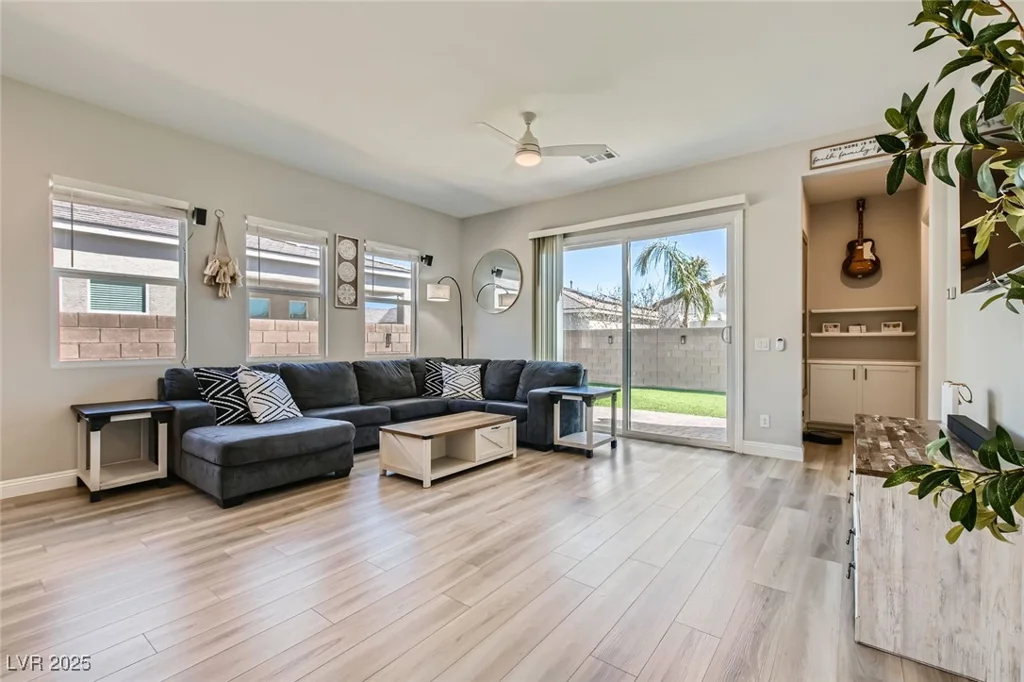 4708 MINDFUL, North Las Vegas, NV 89031