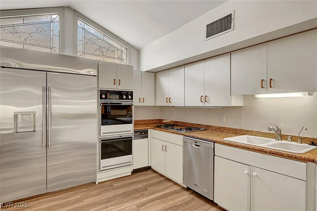 1801 15th, Las Vegas, NV 89104