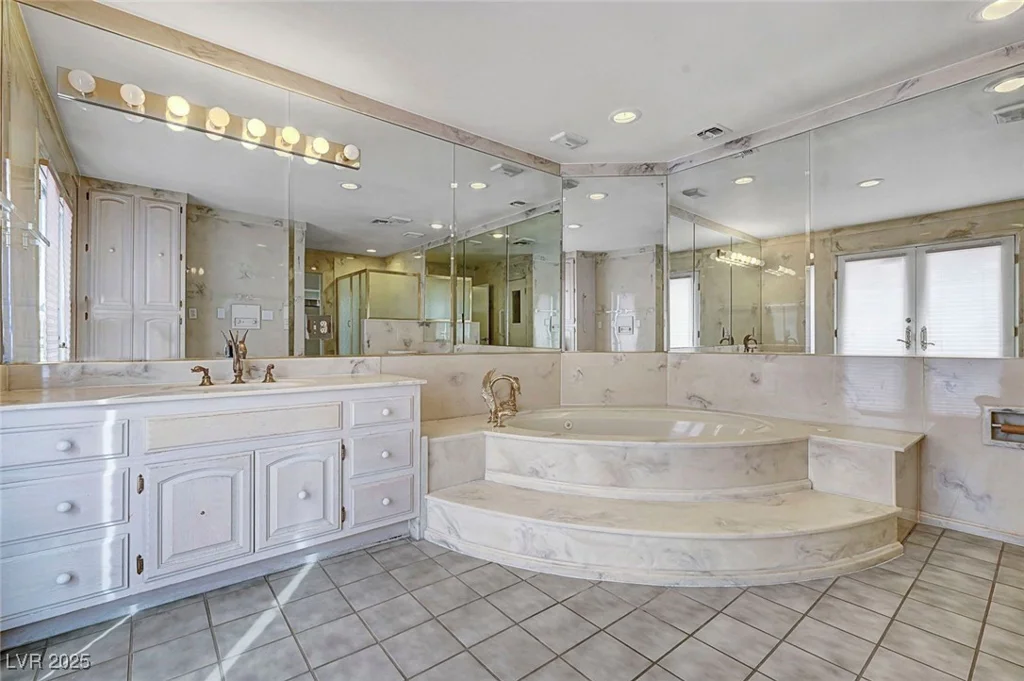 1801 15th, Las Vegas, NV 89104