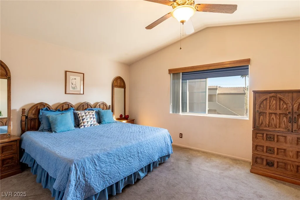 7061 Roscoe, Las Vegas, NV 89129