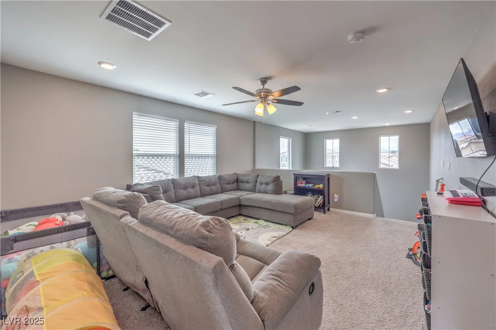 6904 Baylor Creek, North Las Vegas, NV 89086