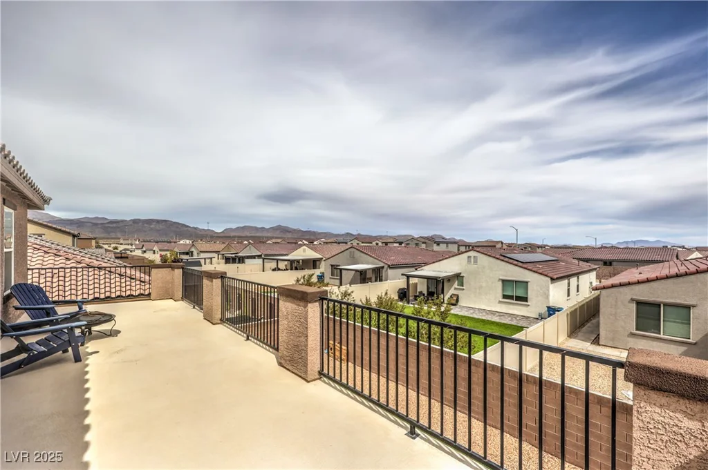 6904 Baylor Creek, North Las Vegas, NV 89086
