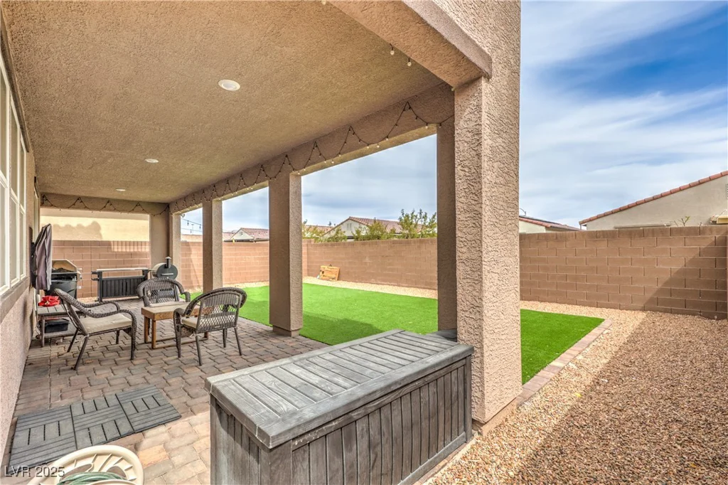 6904 Baylor Creek, North Las Vegas, NV 89086