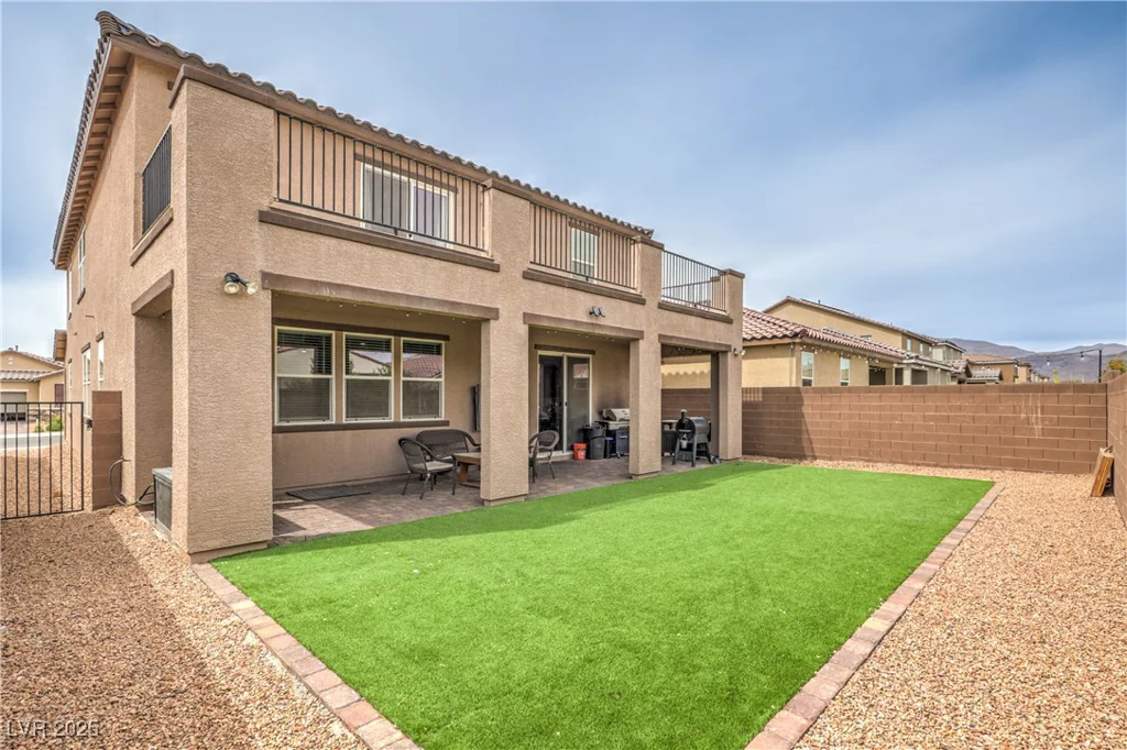6904 Baylor Creek, North Las Vegas, NV 89086