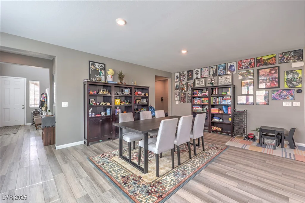 6904 Baylor Creek, North Las Vegas, NV 89086