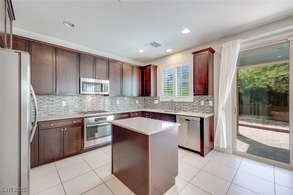 1427 Brushback, Henderson, NV 89074