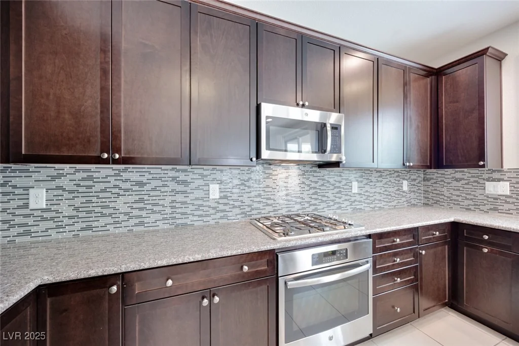 1427 Brushback, Henderson, NV 89074