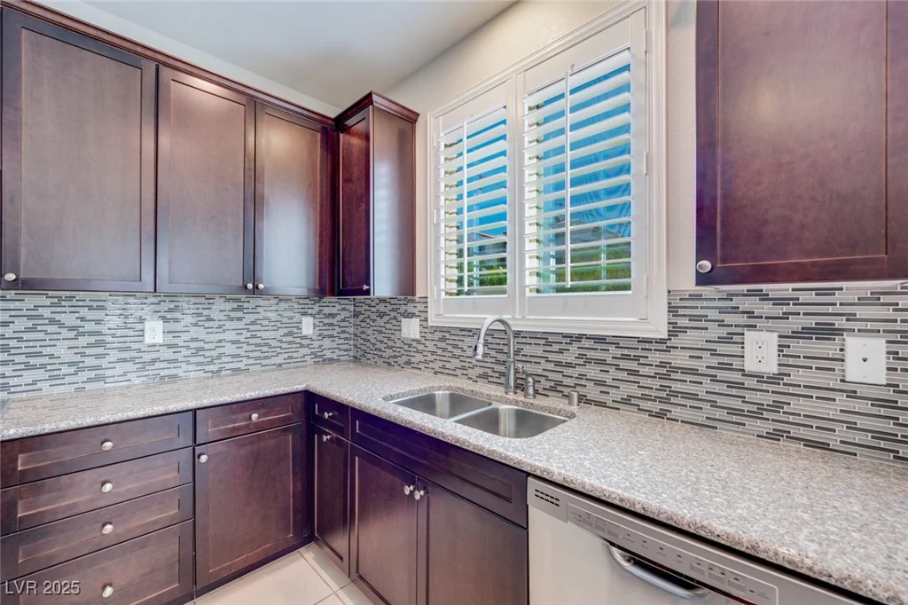 1427 Brushback, Henderson, NV 89074