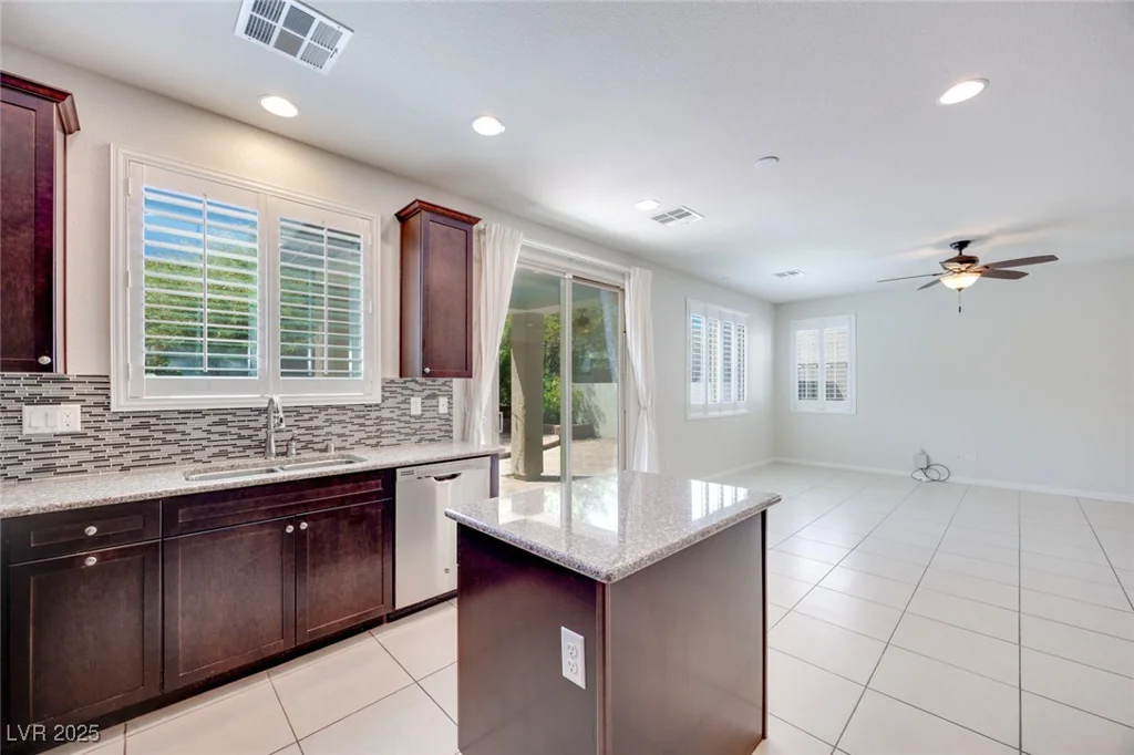1427 Brushback, Henderson, NV 89074