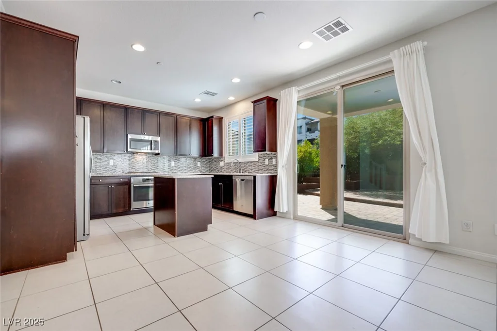 1427 Brushback, Henderson, NV 89074