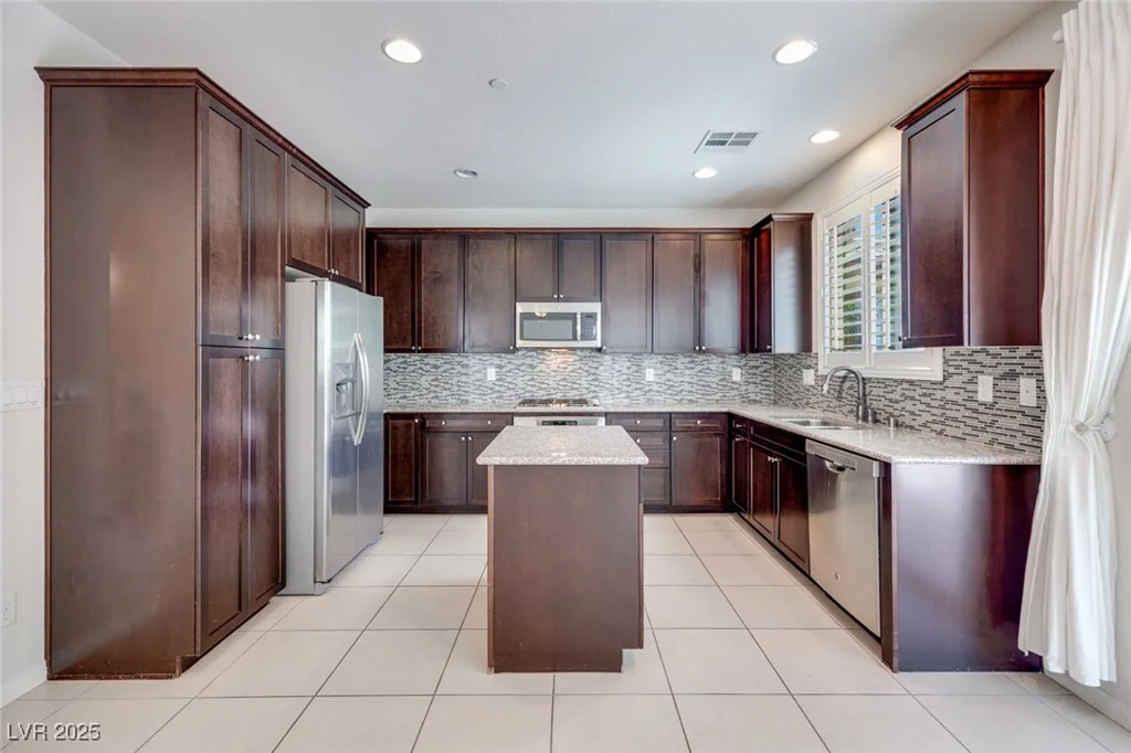 1427 Brushback, Henderson, NV 89074