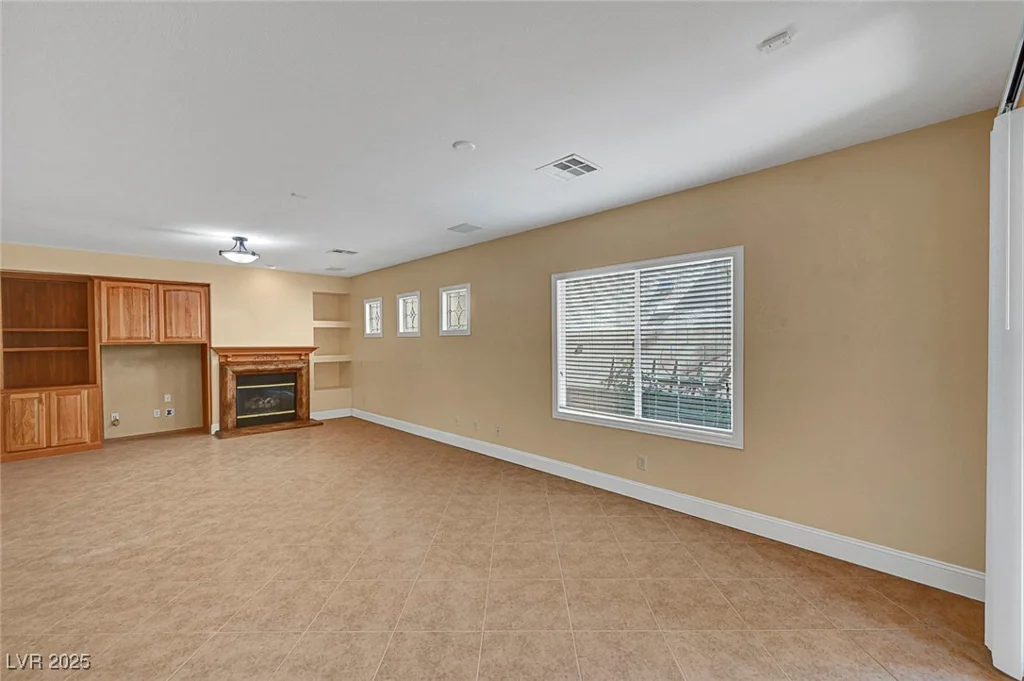 4593 Weitzman, Las Vegas, NV 89141