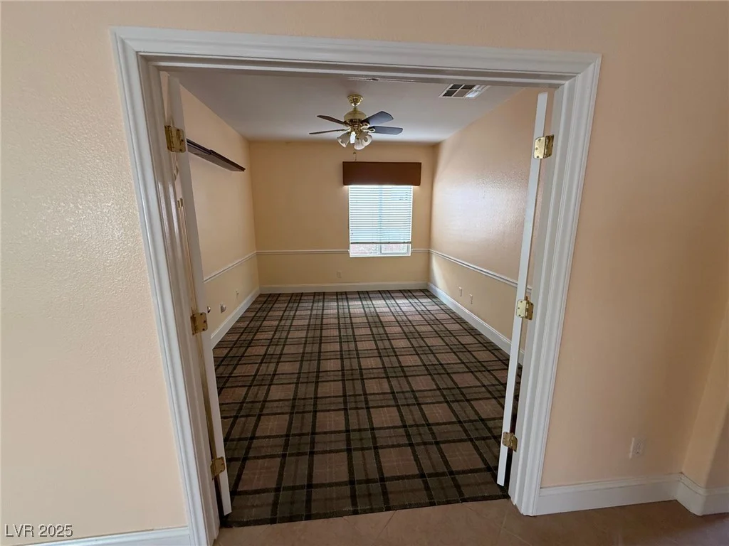 4593 Weitzman, Las Vegas, NV 89141