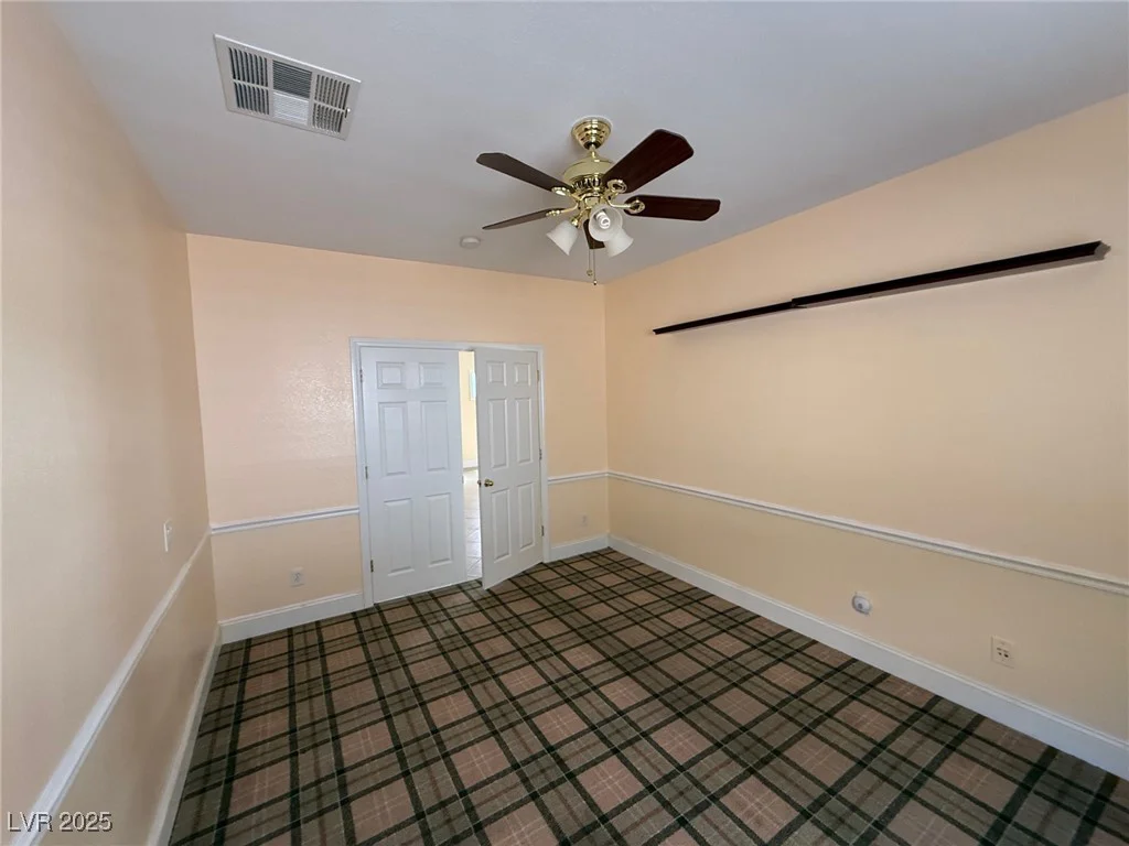 4593 Weitzman, Las Vegas, NV 89141